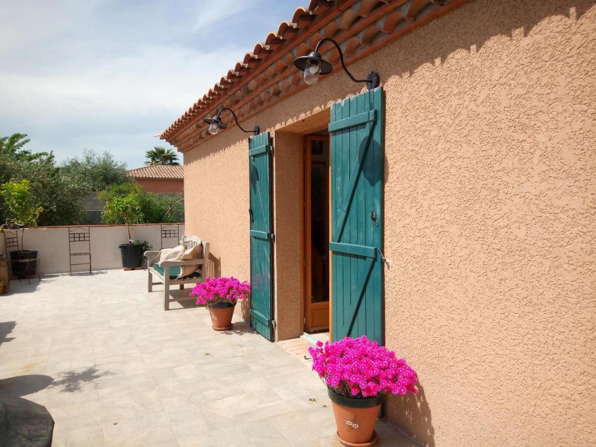 Olive View Villa Puissalicon Exterior photo