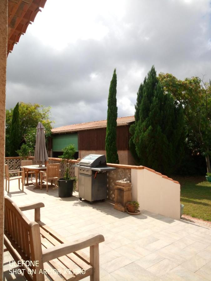 Olive View Villa Puissalicon Exterior photo
